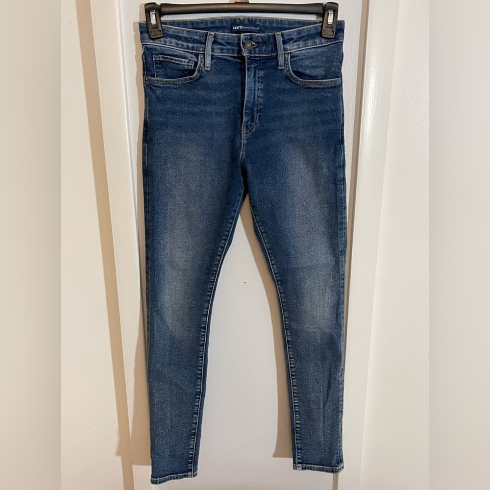 Levi’s black label 721 High Rise Skinny jeans, dark wash